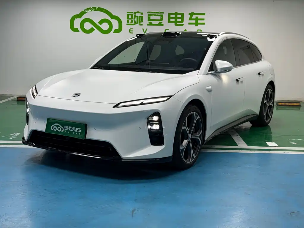 Nio ET5T 2025