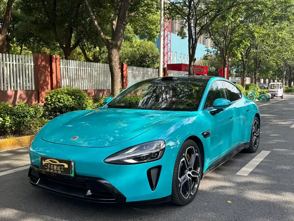 Xiaomi SU7 2024