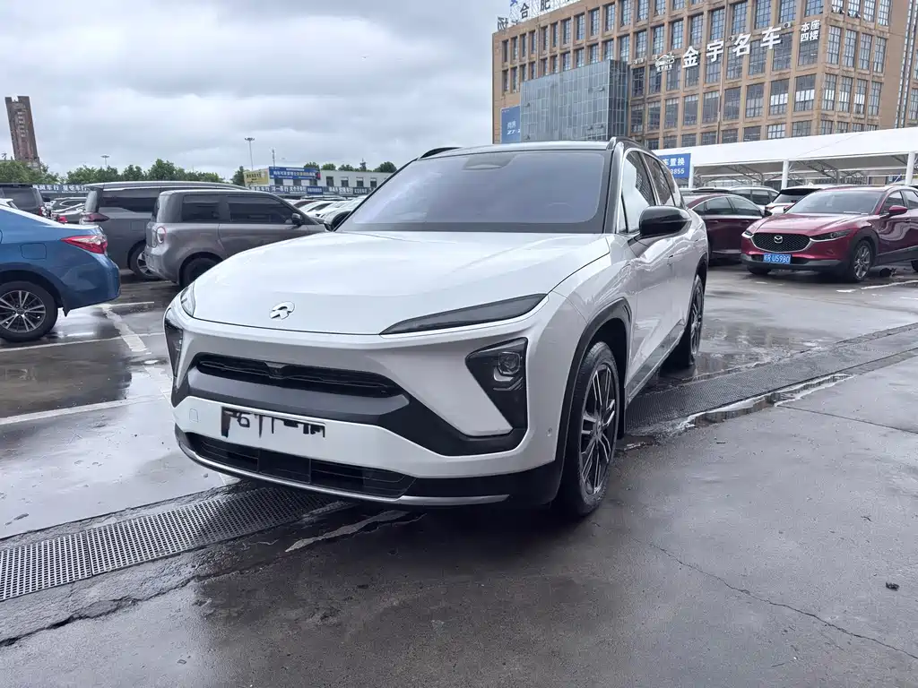 Nio ES6 2022