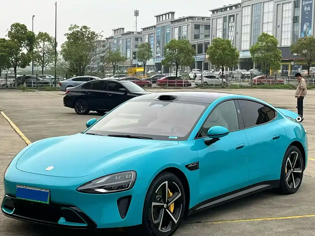 Xiaomi SU7 2024