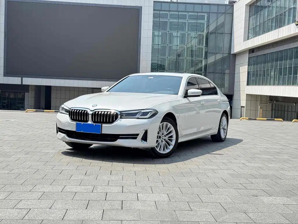 BMW 5 Series 2022