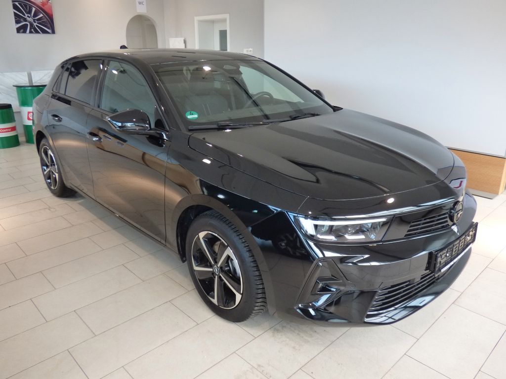 Opel Astra 2024