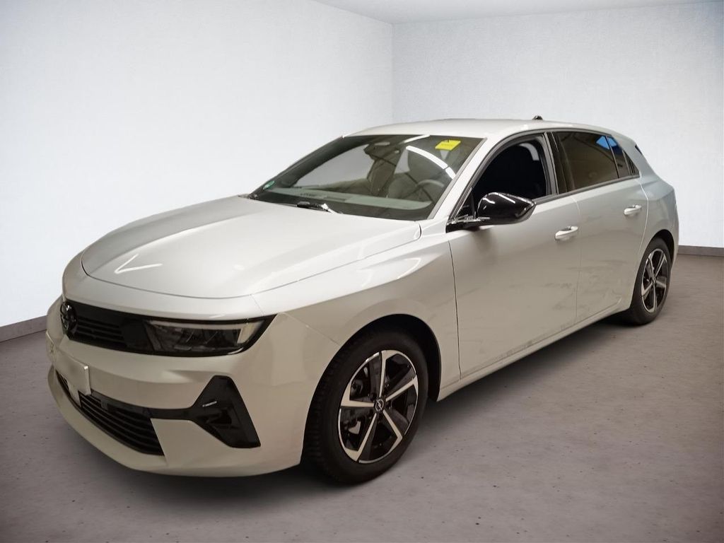 Opel Astra 2024