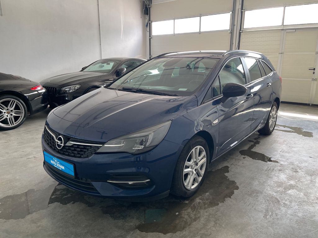 Opel Astra 2022