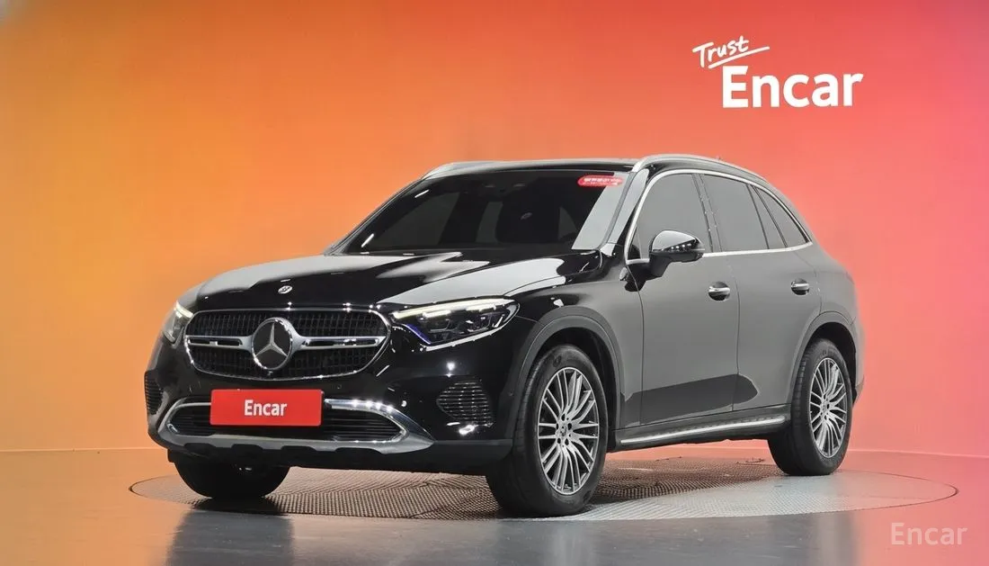 Mercedes-Benz GLC 2023