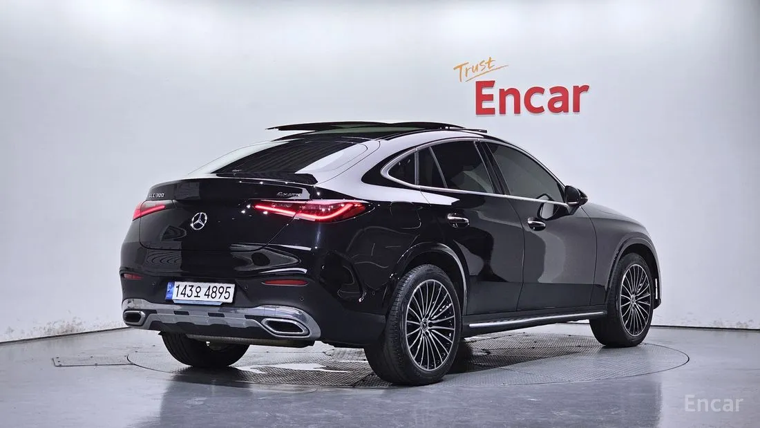 Mercedes-Benz GLC 2023