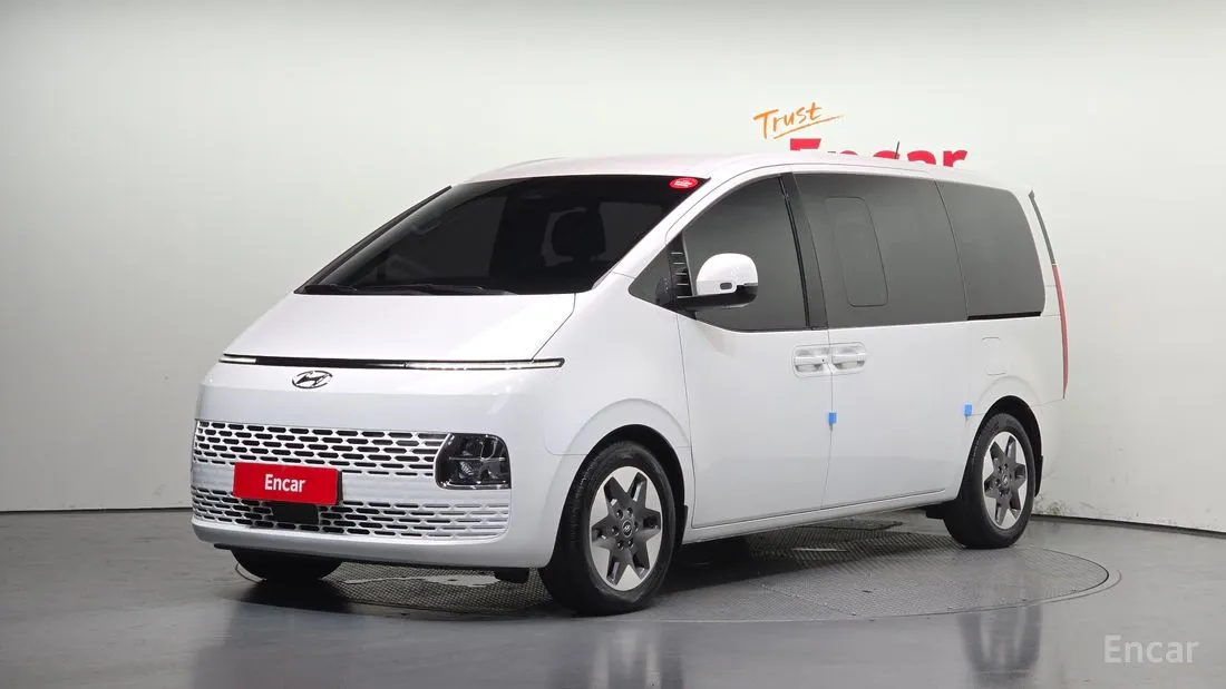 Hyundai Staria 2022