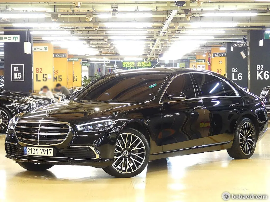 Mercedes-Benz S-Class 2021