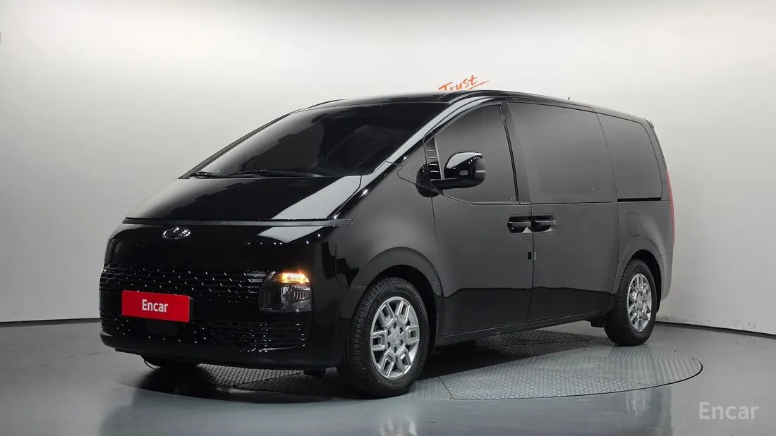 Hyundai Staria 2021