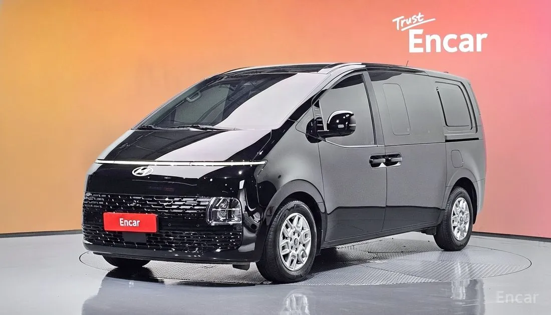 Hyundai Staria 2025