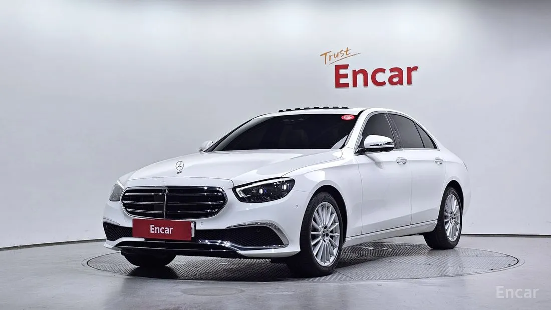 Mercedes-Benz E-Class 2023