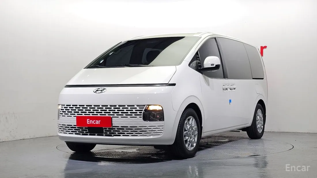 Hyundai Staria 2023