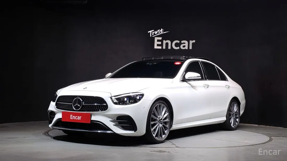 Mercedes-Benz E-Class 2022