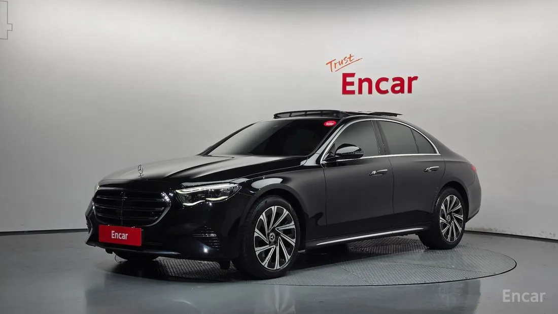 Mercedes-Benz E-Class 2024