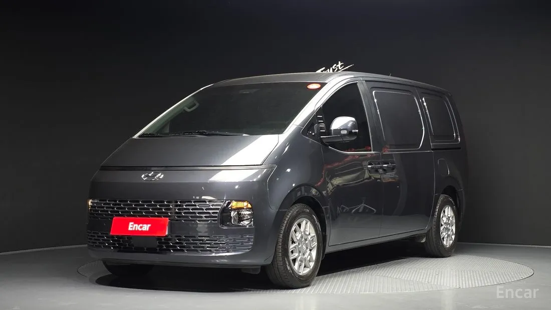 Hyundai Staria 2023