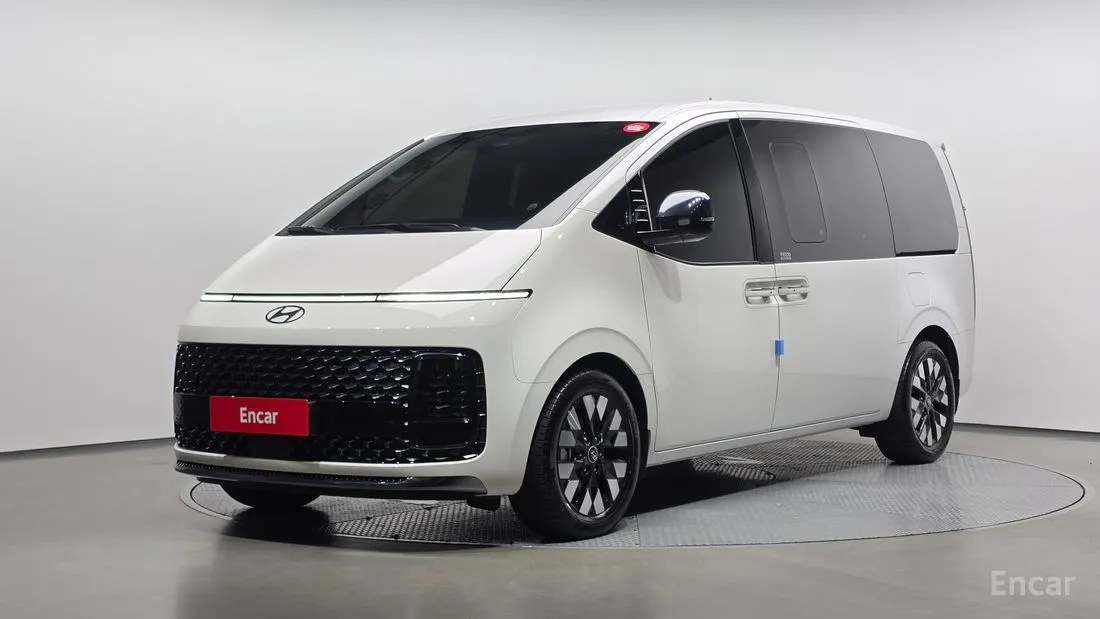 Hyundai Staria 2025