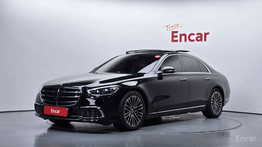 Mercedes-Benz S-Class 2024