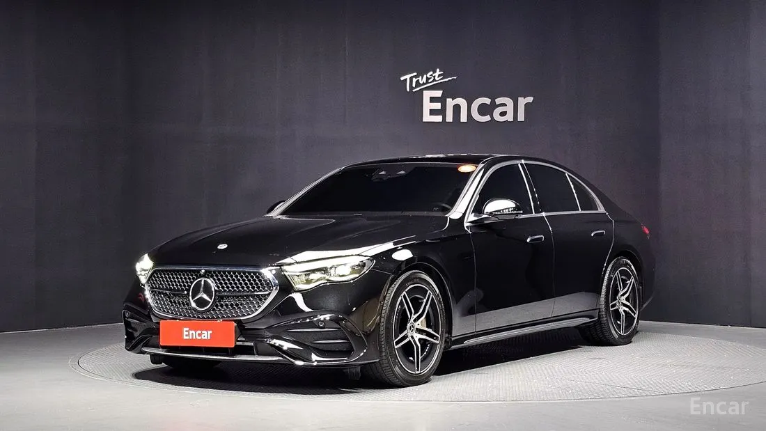 Mercedes-Benz E-Class 2024