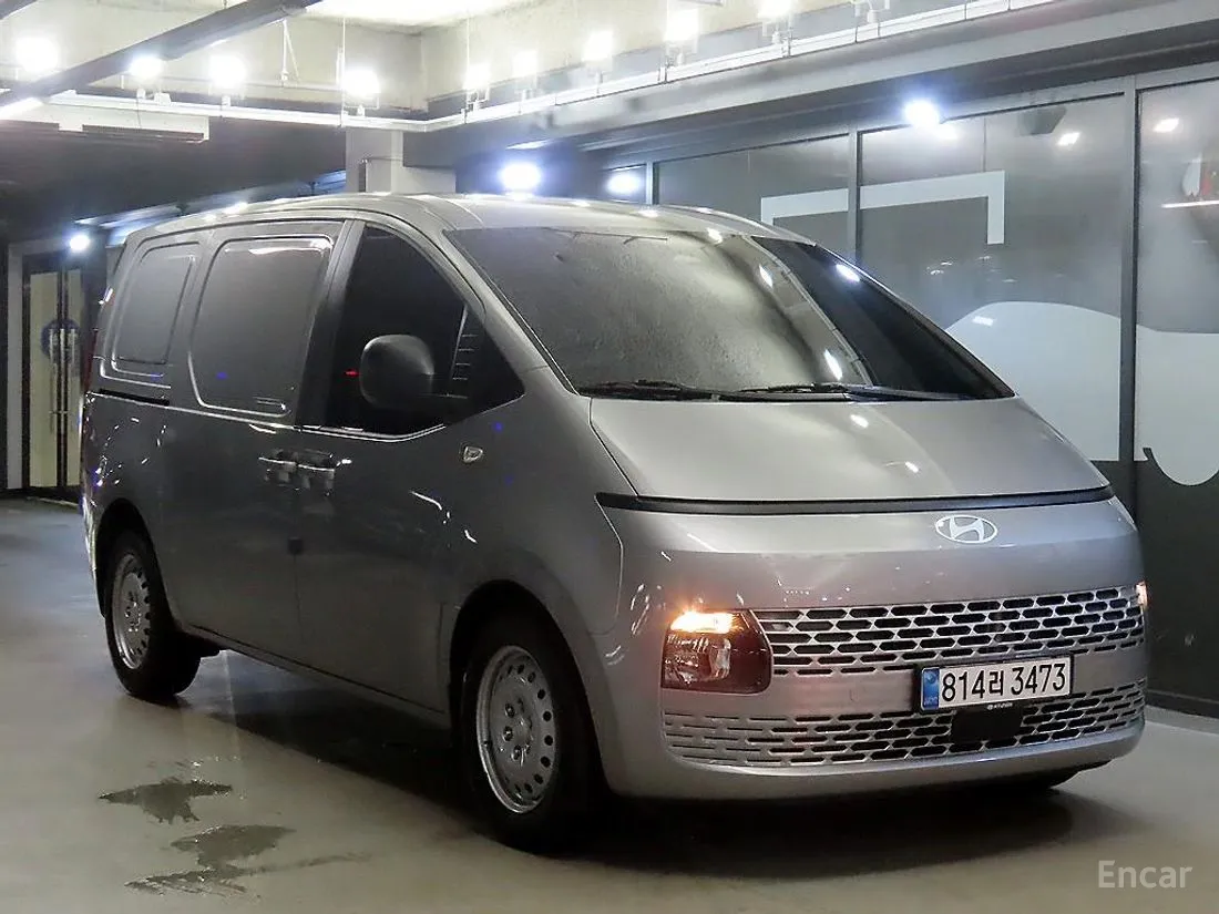 Hyundai Staria 2025