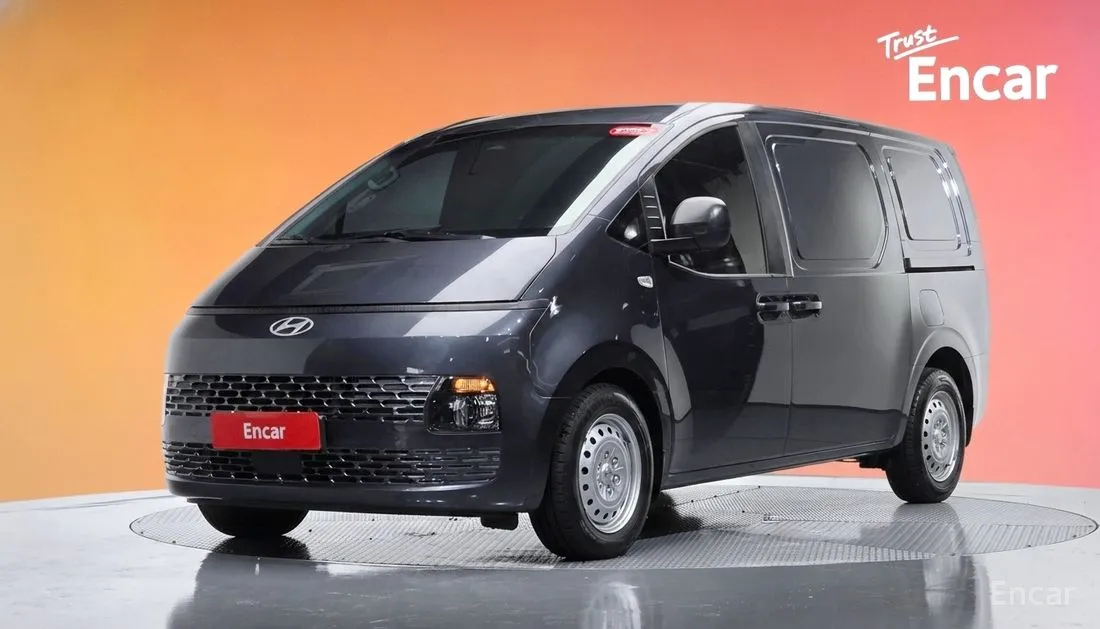 Hyundai Staria 2025