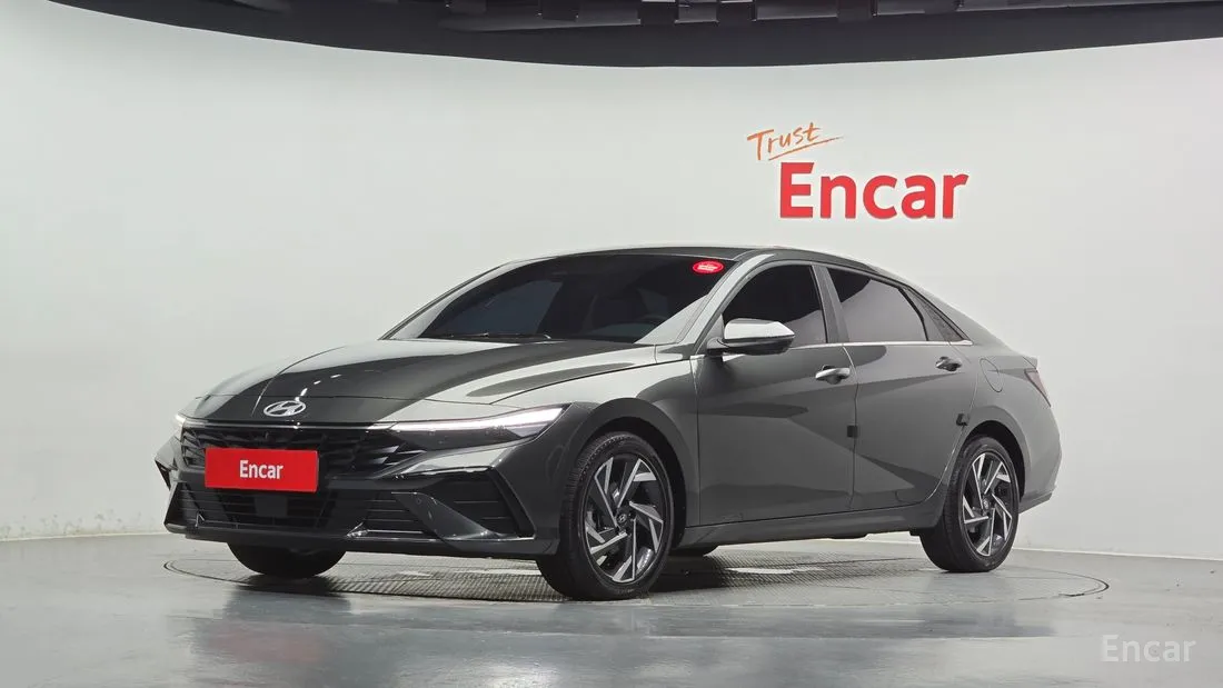 Hyundai Elantra 2024