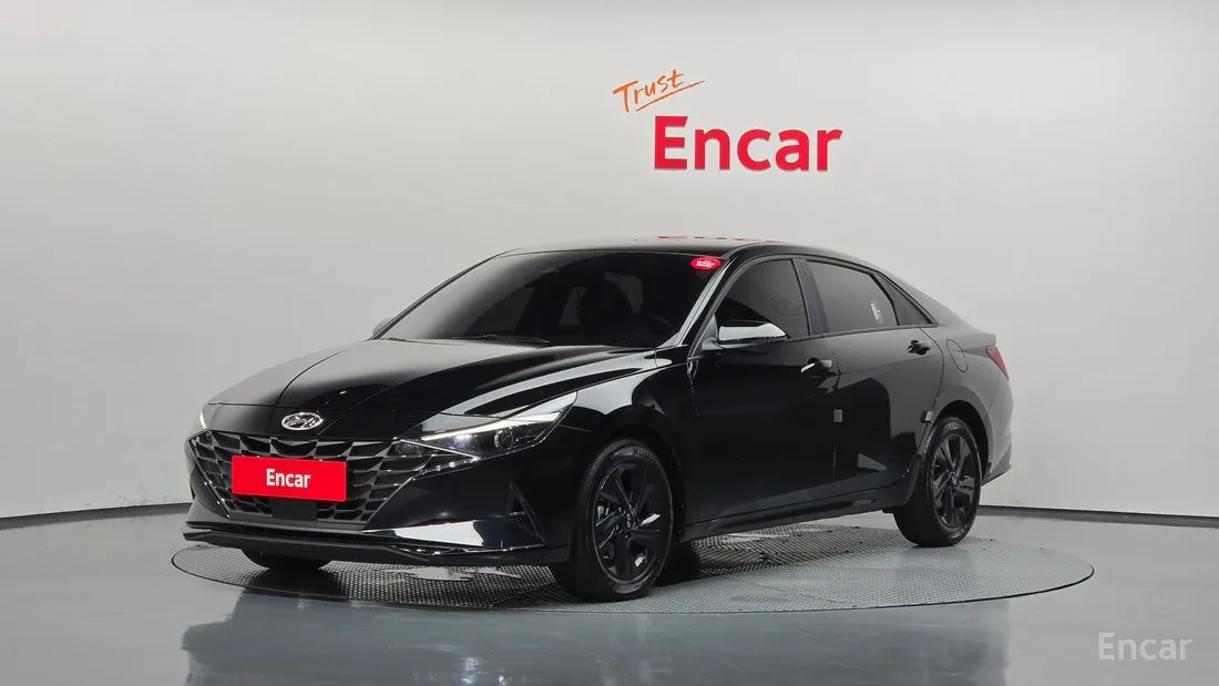 Hyundai Elantra 2022