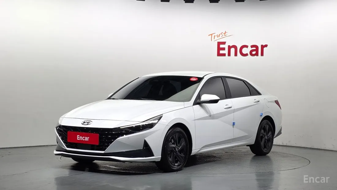 Hyundai Elantra 2022