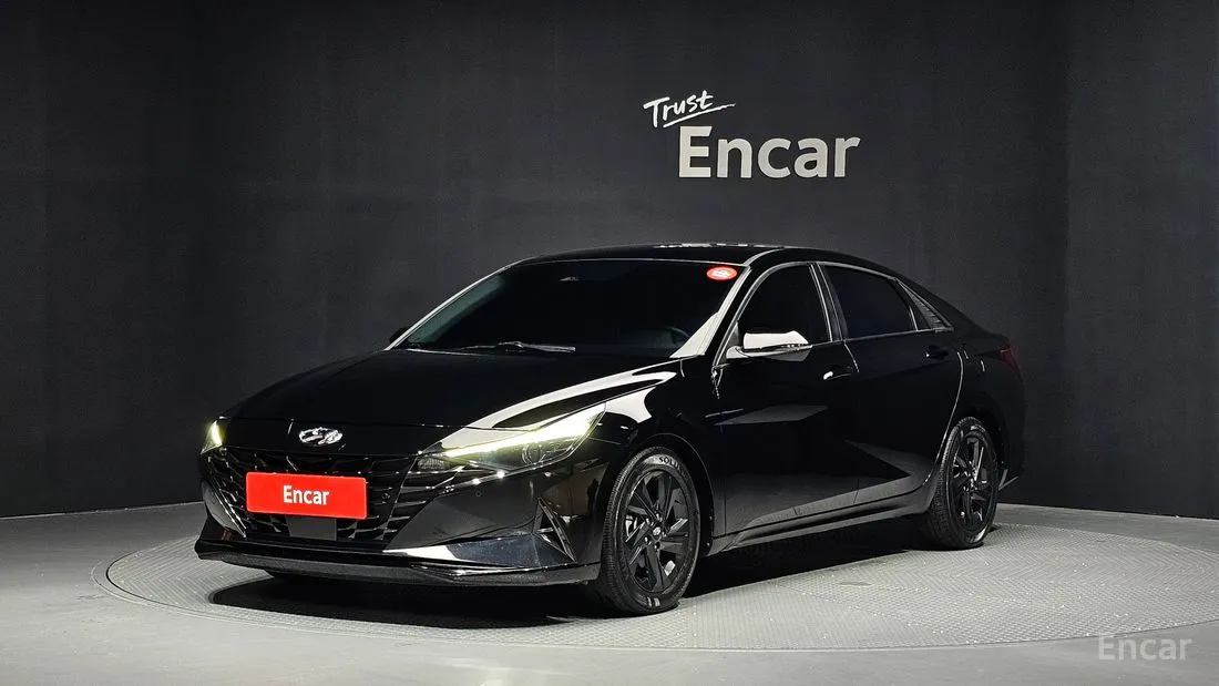Hyundai Elantra 2022