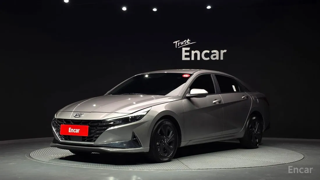 Hyundai Elantra 2023