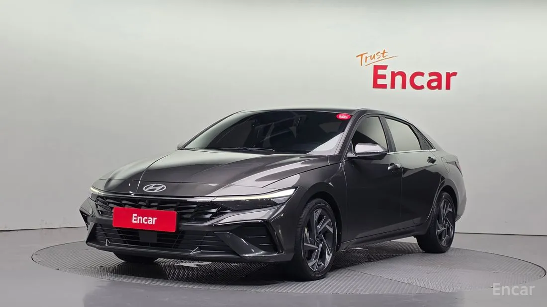 Hyundai Elantra 2023