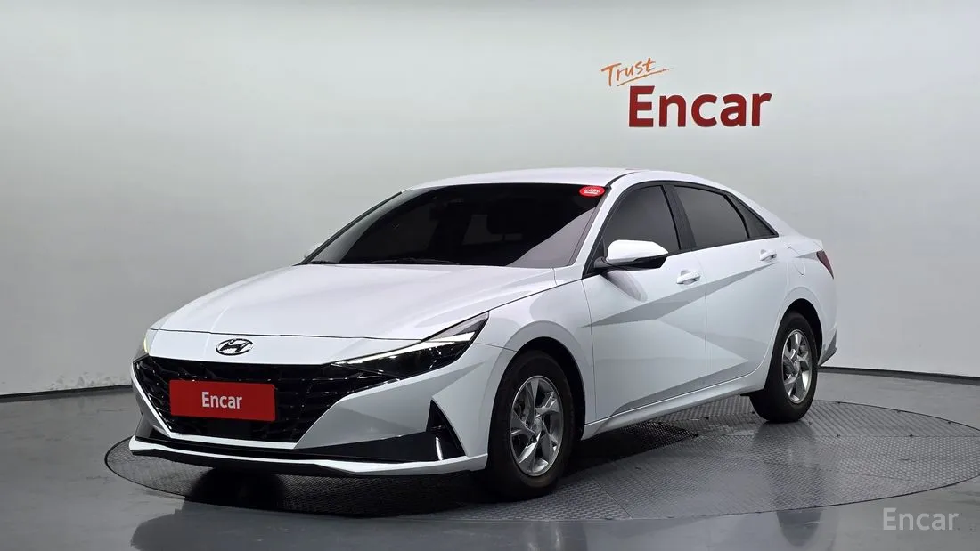 Hyundai Elantra 2022