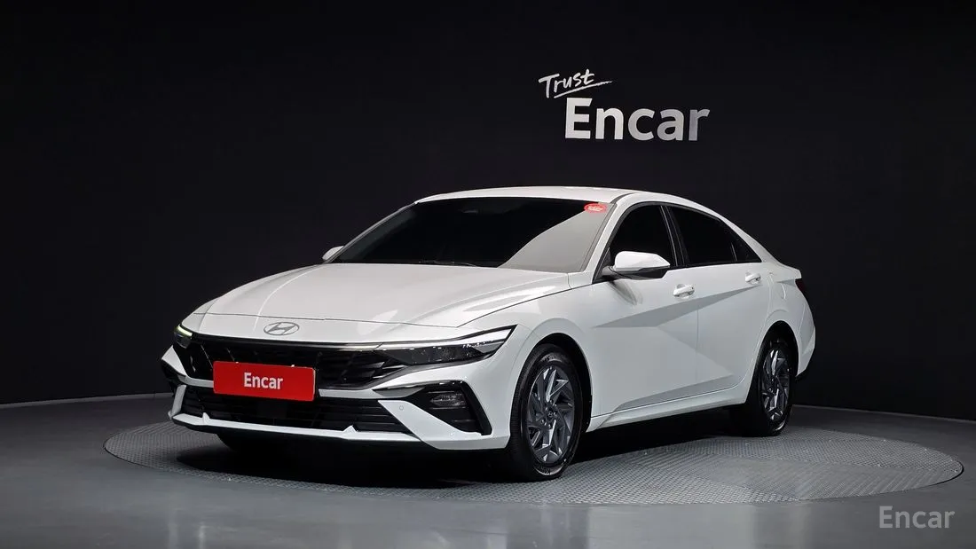 Hyundai Elantra 2025