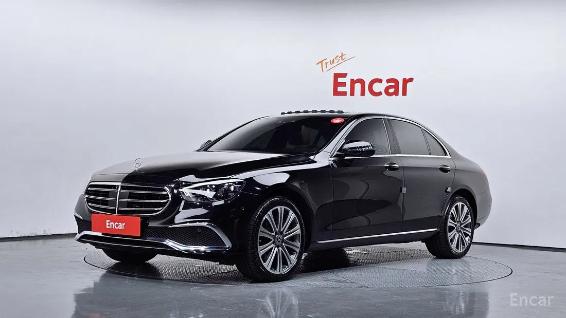 Mercedes-Benz E-Class 2023